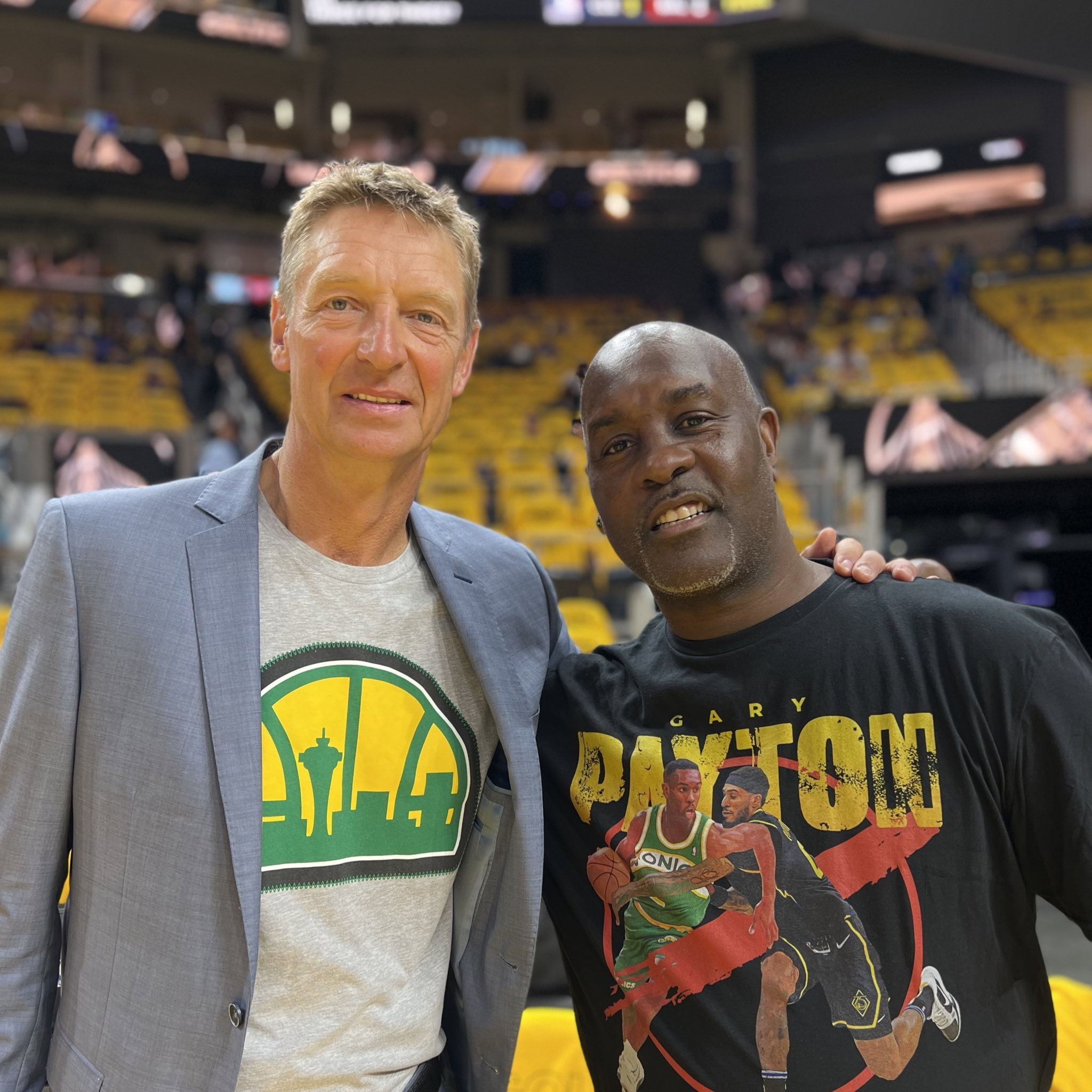 果园港的发 果园港的发