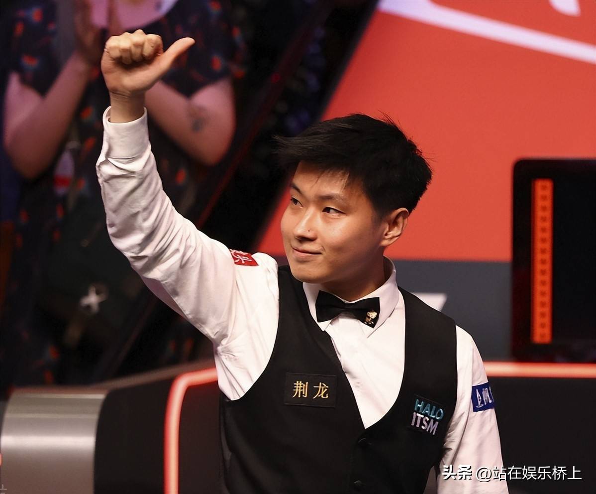 反映了足球 反映了足球