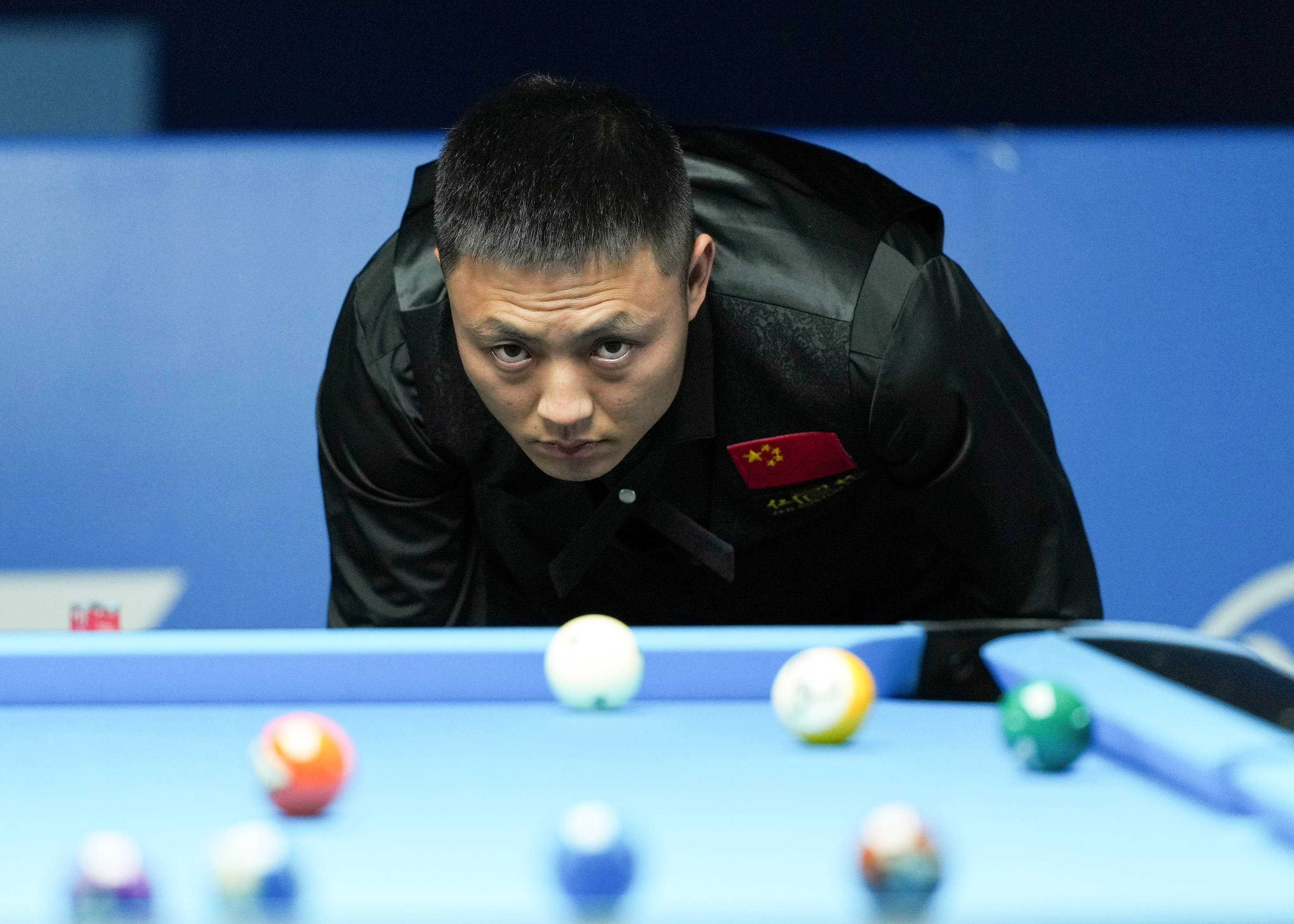 他需完成三 他需完成三